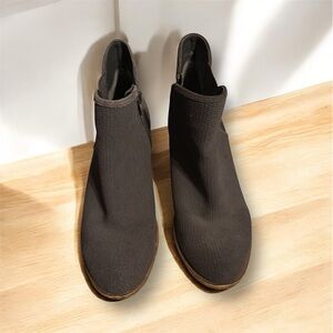 Kensie Chic Dark Gray Ankle Boots